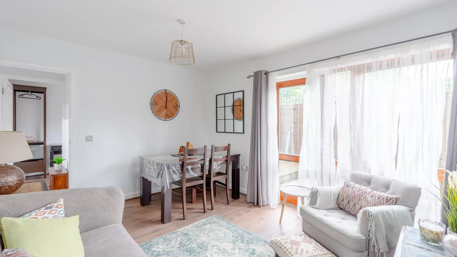 Inviting & Spacious 3Bd Flat - Shadwell London