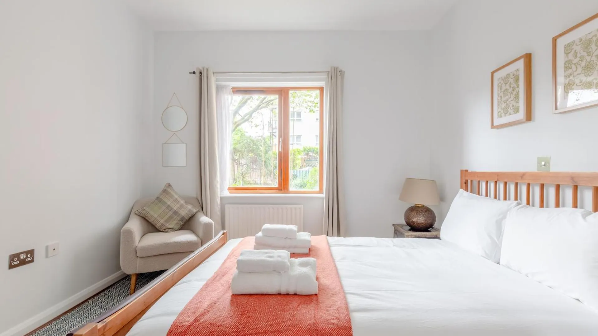 Inviting & Spacious 3Bd Flat - Shadwell London